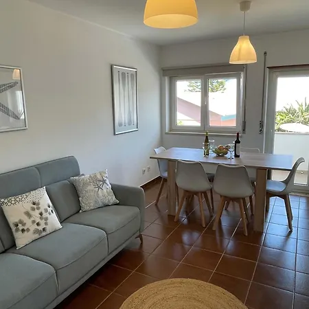 Appartamento With Sea View Terrace Atouguia Da Baleia